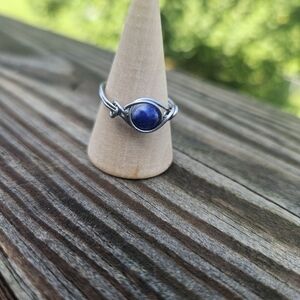 Silver Blue Wire-Wrapped Ring with Lapis Lazuli